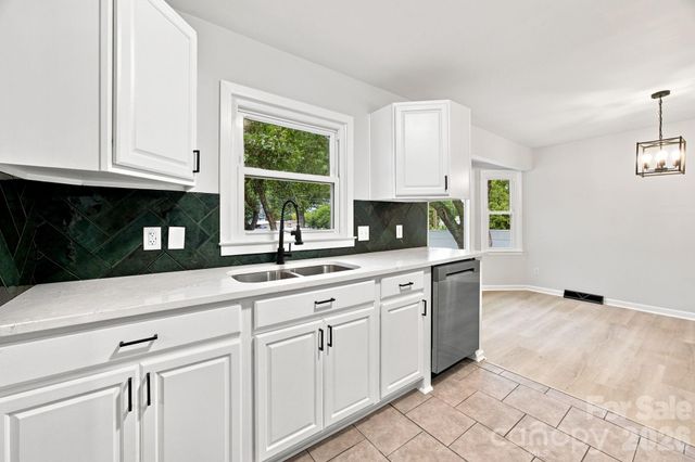 4100 Sudbury Road, Charlotte, NC 28205