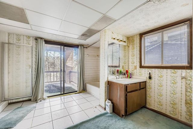 3760 Loch Highland Parkway, Roswell, GA 30075