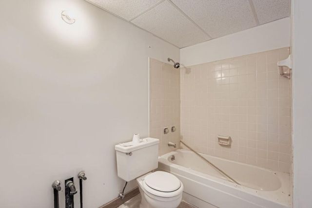 3760 Loch Highland Parkway, Roswell, GA 30075