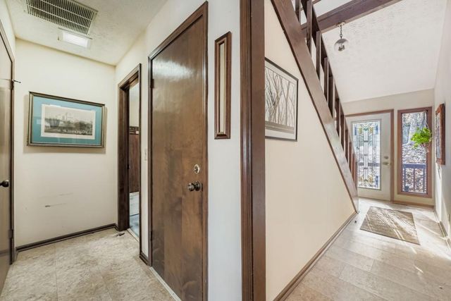 3760 Loch Highland Parkway, Roswell, GA 30075