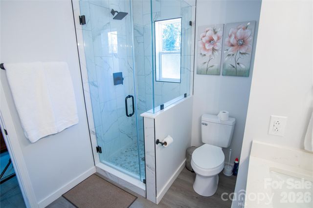 2116 Eastway Drive, Charlotte, NC 28205