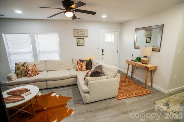 2116 Eastway Drive, Charlotte, NC 28205