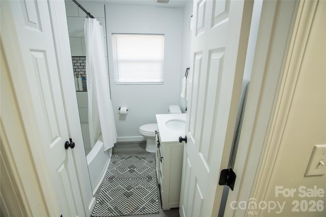 2116 Eastway Drive, Charlotte, NC 28205