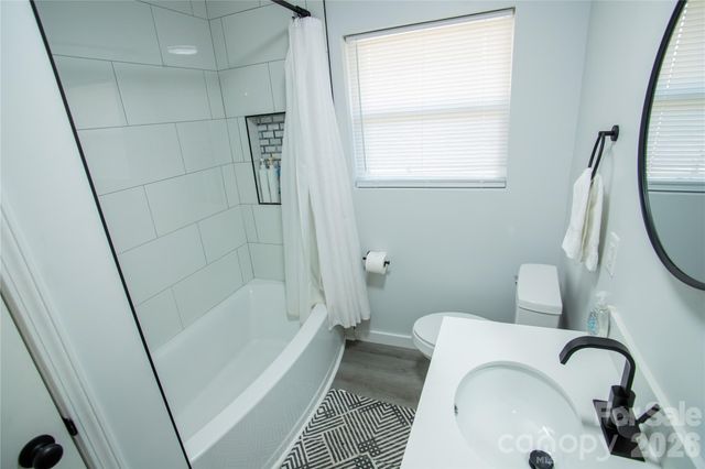 2116 Eastway Drive, Charlotte, NC 28205