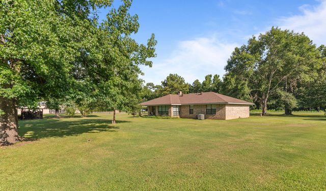 8640 Blanchard Furrh Road, Shreveport, LA 71107