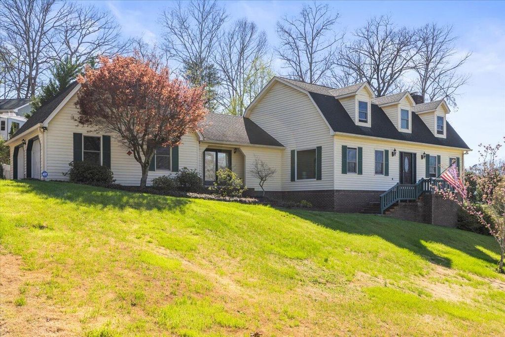 759 Smitherman Road, Ringgold, GA 30736