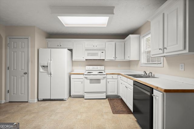 459 Vinemont Ridge, Auburn, GA 30011