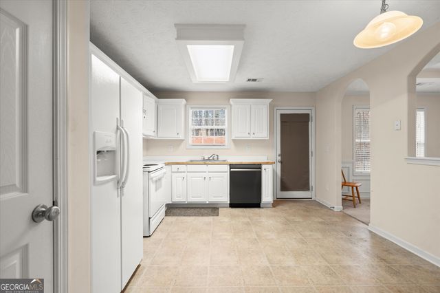 459 Vinemont Ridge, Auburn, GA 30011