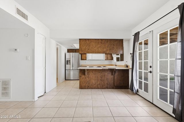 3131 W LOMA Lane, Phoenix, AZ 85051