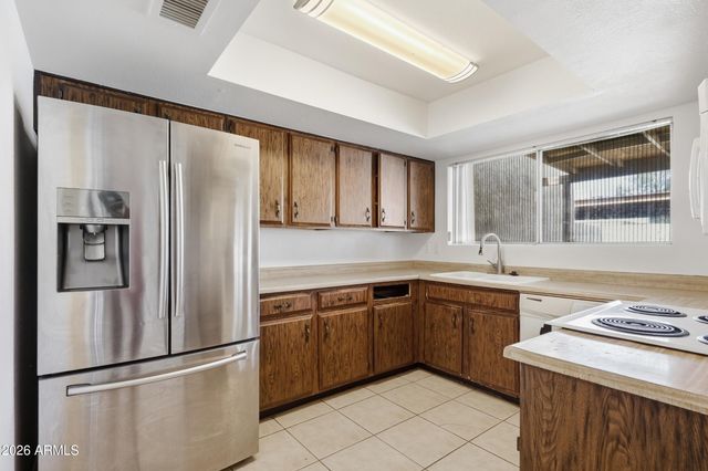 3131 W LOMA Lane, Phoenix, AZ 85051