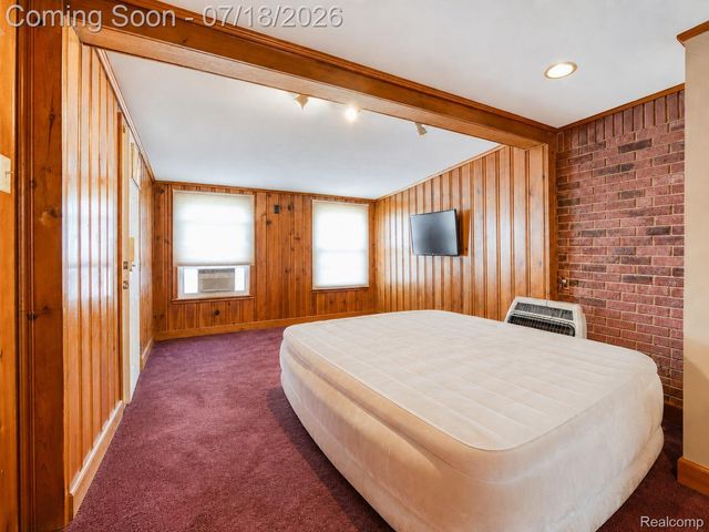 19664 Brady, Redford Charter Township, MI 48240
