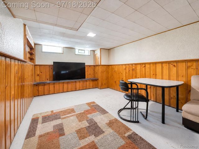 19664 Brady, Redford Charter Township, MI 48240