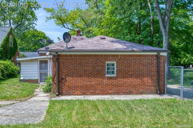 19664 Brady, Redford Charter Township, MI 48240