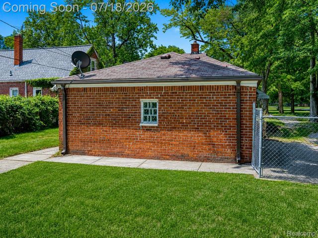 19664 Brady, Redford Charter Township, MI 48240