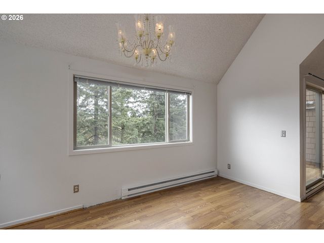 48 OSWEGO Smt, Lake Oswego, OR 97035