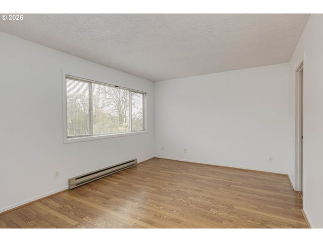 48 OSWEGO Smt, Lake Oswego, OR 97035