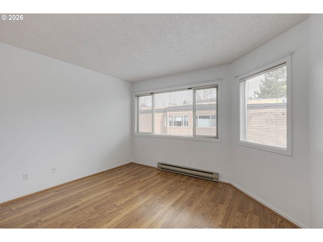 48 OSWEGO Smt, Lake Oswego, OR 97035