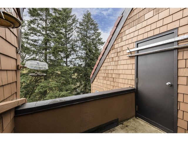 48 OSWEGO Smt, Lake Oswego, OR 97035