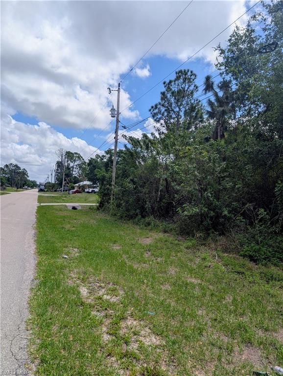 2805 53rd ST SW, LEHIGH ACRES, FL 33976 — photo 4