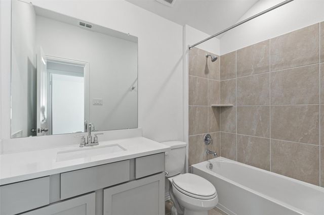 2234 Villa Clara Drive, Friendswood, TX 77546