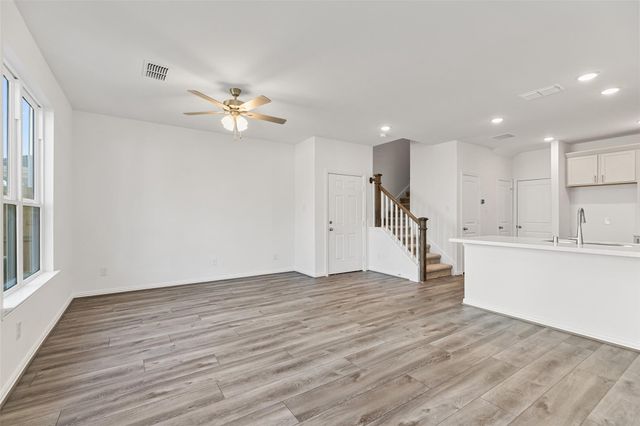 2234 Villa Clara Drive, Friendswood, TX 77546