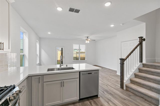 2234 Villa Clara Drive, Friendswood, TX 77546