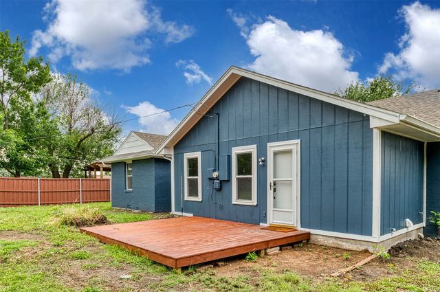 1413 Hill Street, Grapevine, TX 76051