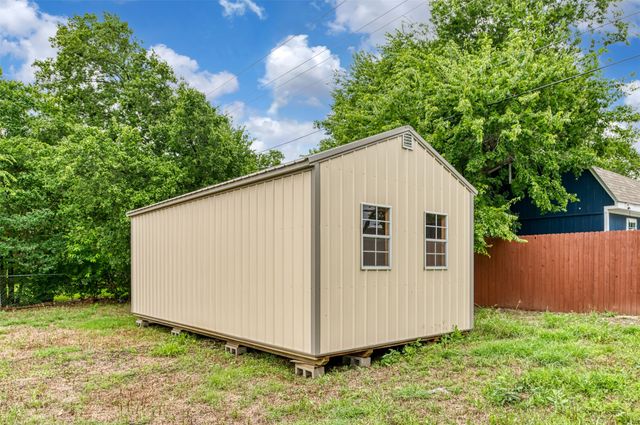 1413 Hill Street, Grapevine, TX 76051