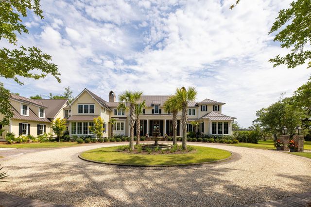 4855 Retriever Road, Wadmalaw Island, SC 29487