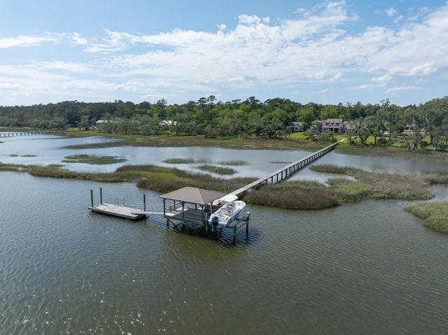 4855 Retriever Road, Wadmalaw Island, SC 29487