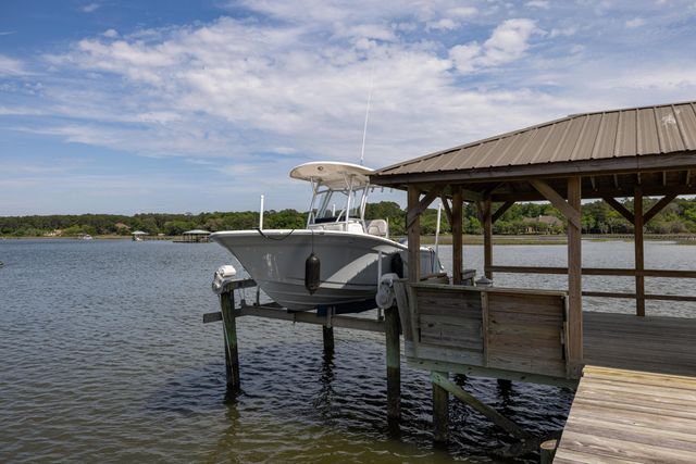 4855 Retriever Road, Wadmalaw Island, SC 29487