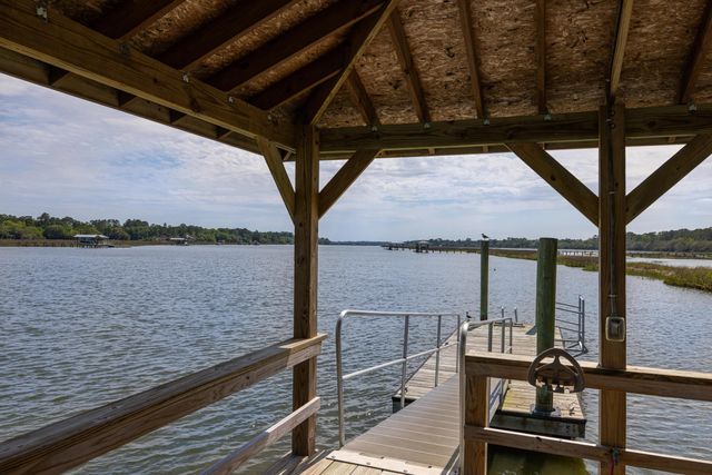 4855 Retriever Road, Wadmalaw Island, SC 29487