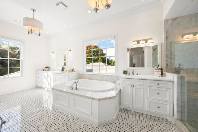 124 Forest Hill Boulevard, West Palm Beach, FL 33405