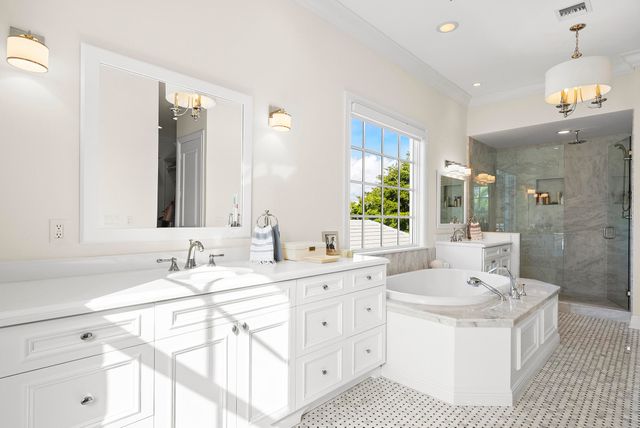 124 Forest Hill Boulevard, West Palm Beach, FL 33405