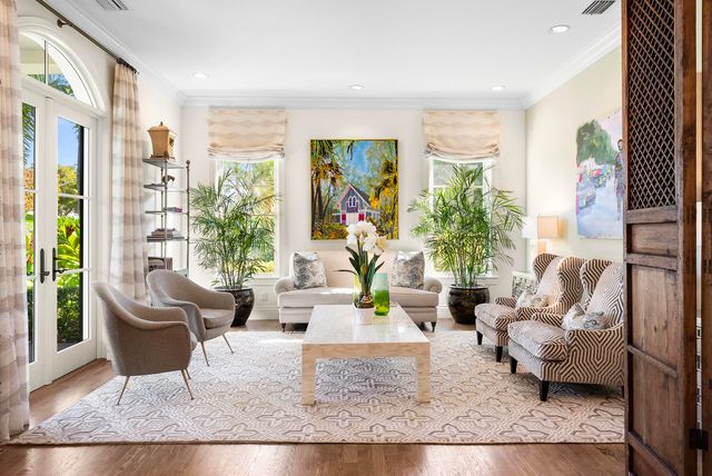 124 Forest Hill Boulevard, West Palm Beach, FL 33405