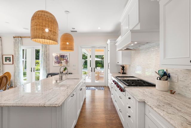 124 Forest Hill Boulevard, West Palm Beach, FL 33405