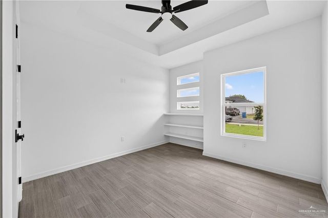 1305 S 9th Street, Alamo, TX 78516