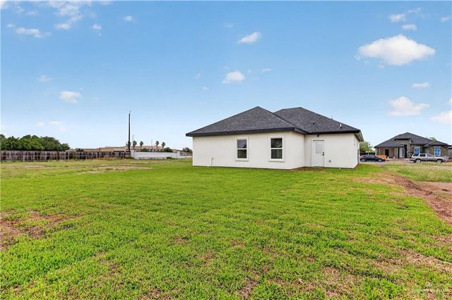 1305 S 9th Street, Alamo, TX 78516