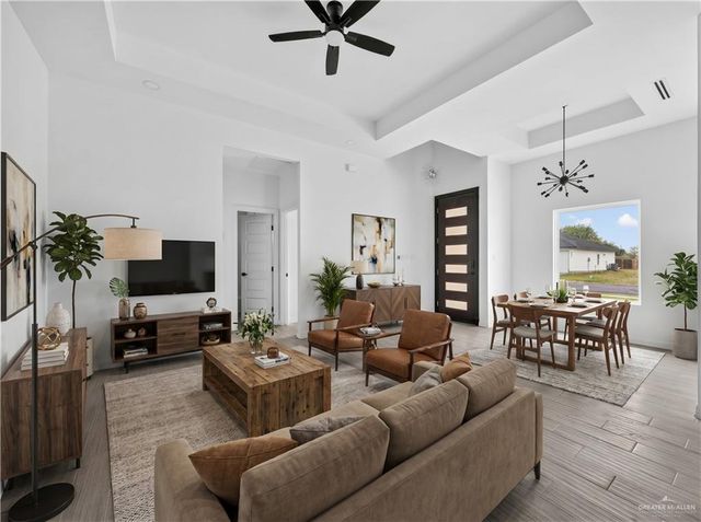 1305 S 9th Street, Alamo, TX 78516