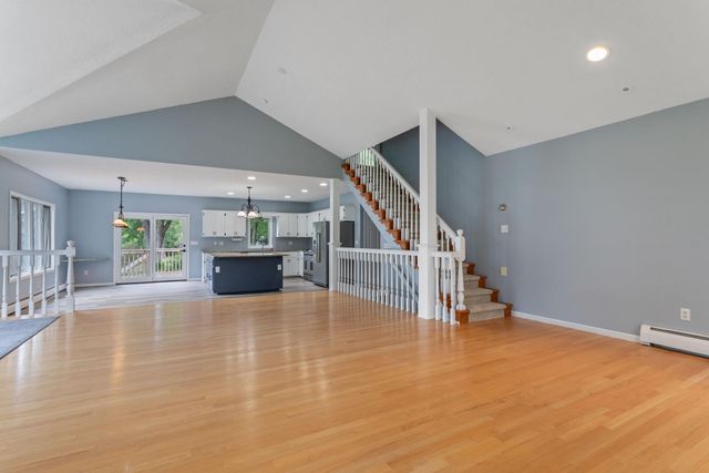 1901 Lexington Avenue S, Mendota Heights, MN 55118