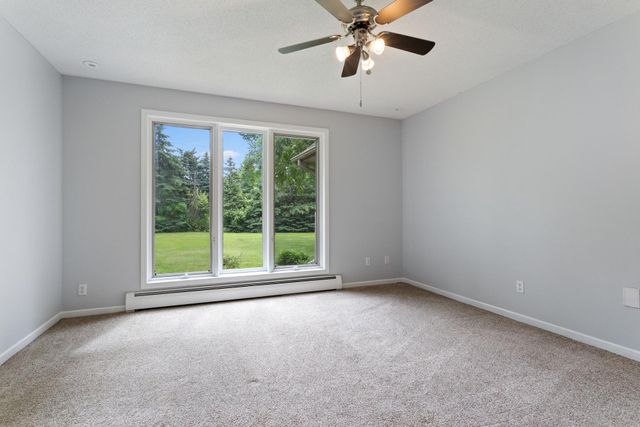 1901 Lexington Avenue S, Mendota Heights, MN 55118