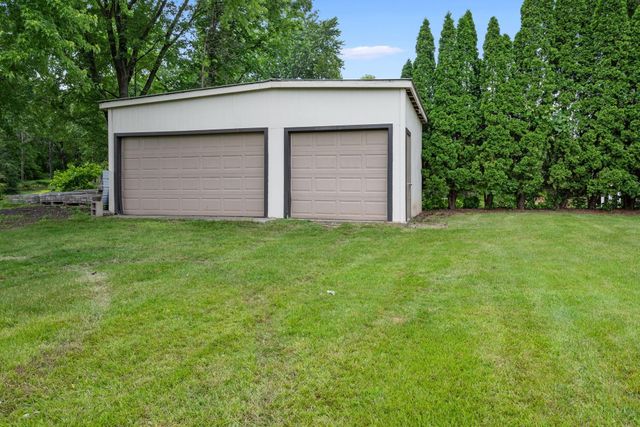 1901 Lexington Avenue S, Mendota Heights, MN 55118