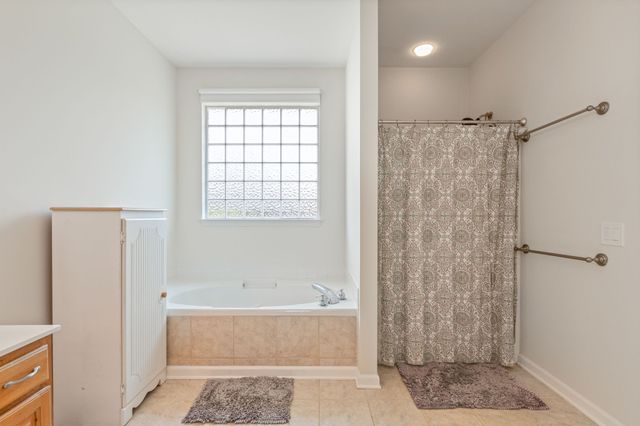 123 River Downs Blvd, Murfreesboro, TN 37128