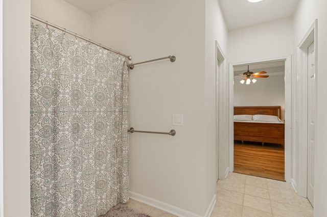 123 River Downs Blvd, Murfreesboro, TN 37128