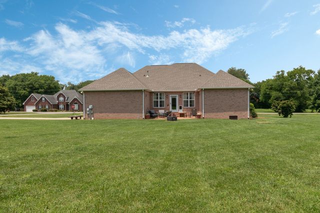 123 River Downs Blvd, Murfreesboro, TN 37128