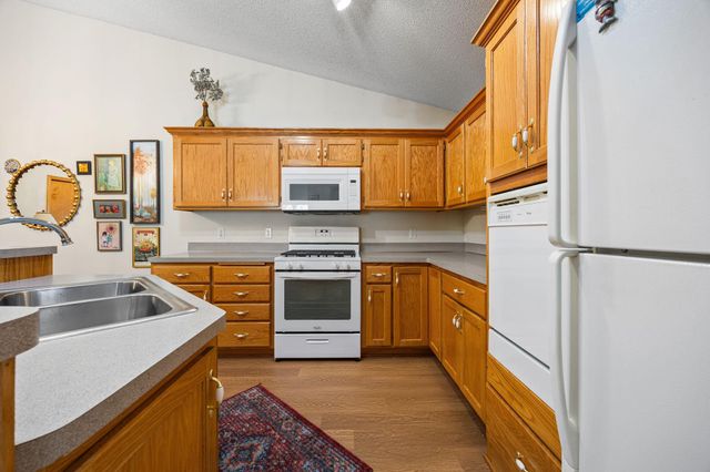 2868 117th Avenue NW, Coon Rapids, MN 55433