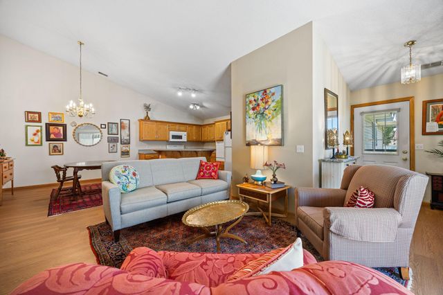 2868 117th Avenue NW, Coon Rapids, MN 55433