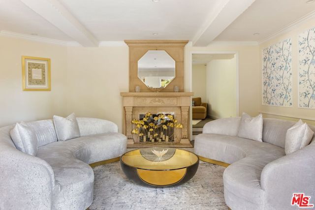 1124 Sierra Alta Way, Los Angeles, CA 90069