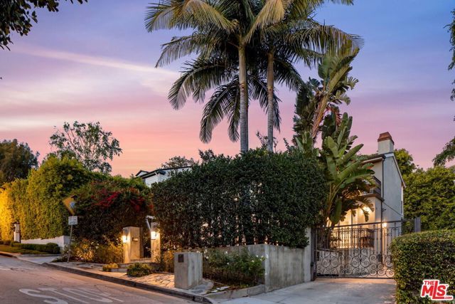 1124 Sierra Alta Way, Los Angeles, CA 90069