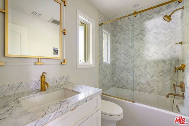 1124 Sierra Alta Way, Los Angeles, CA 90069